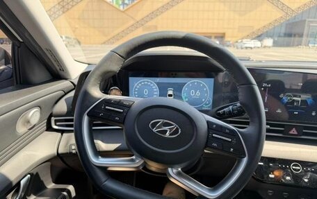 Hyundai Elantra, 2022 год, 1 649 000 рублей, 12 фотография