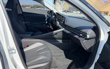 Hyundai Elantra, 2022 год, 1 649 000 рублей, 9 фотография