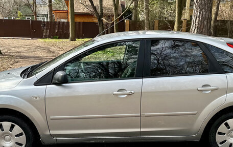 Ford Focus II рестайлинг, 2006 год, 480 000 рублей, 2 фотография