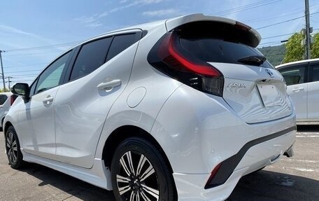 Toyota Aqua, 2022 год, 1 125 000 рублей, 7 фотография