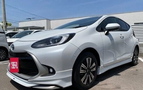 Toyota Aqua, 2022 год, 1 125 000 рублей, 3 фотография