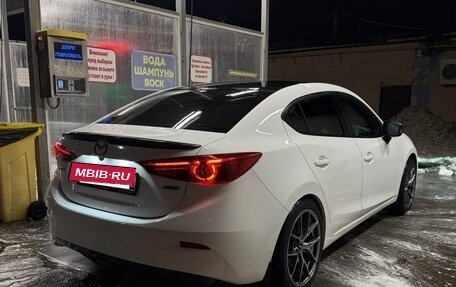 Mazda 3, 2014 год, 1 499 999 рублей, 24 фотография