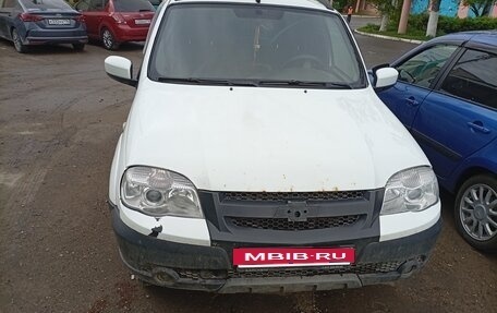 Chevrolet Niva I рестайлинг, 2014 год, 300 000 рублей, 2 фотография