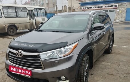 Toyota Highlander III, 2014 год, 2 750 000 рублей, 2 фотография