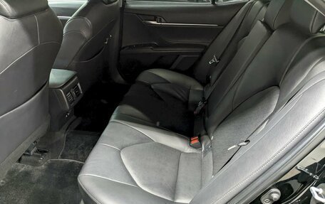 Toyota Camry, 2021 год, 2 990 000 рублей, 16 фотография
