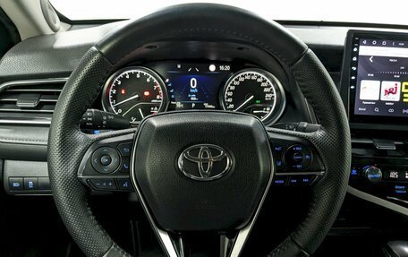 Toyota Camry, 2021 год, 2 990 000 рублей, 25 фотография