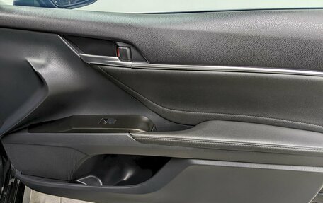 Toyota Camry, 2021 год, 2 990 000 рублей, 19 фотография