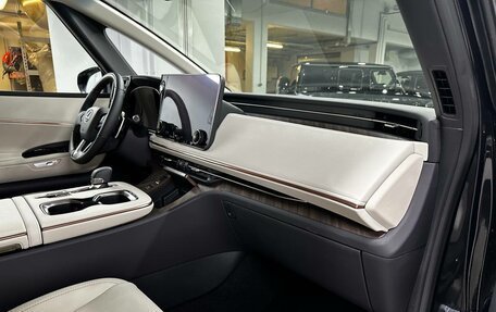 Lexus LM, 2026 год, 18 000 000 рублей, 8 фотография