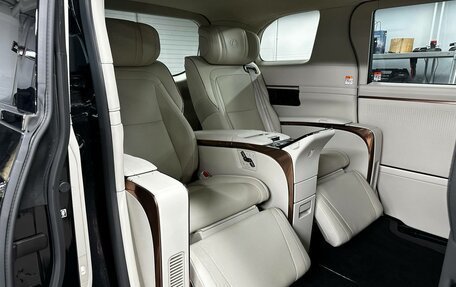 Lexus LM, 2026 год, 18 000 000 рублей, 13 фотография