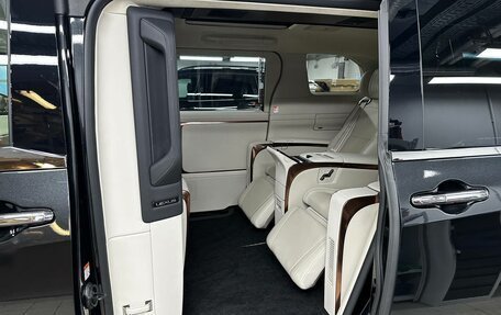 Lexus LM, 2026 год, 18 000 000 рублей, 9 фотография