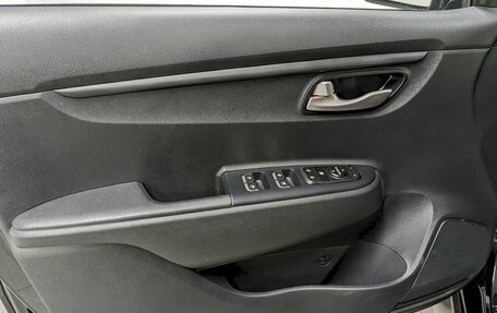 KIA Rio IV, 2021 год, 1 690 000 рублей, 11 фотография