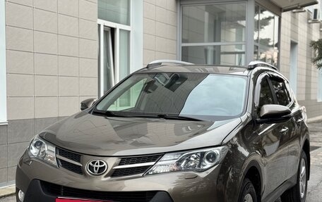 Toyota RAV4, 2014 год, 2 030 000 рублей, 1 фотография