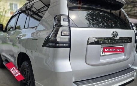 Toyota Land Cruiser Prado 150 рестайлинг 2, 2021 год, 8 500 000 рублей, 2 фотография