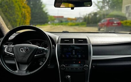 Toyota Camry, 2016 год, 1 760 000 рублей, 8 фотография