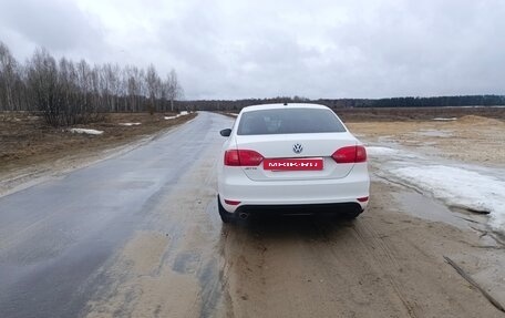 Volkswagen Jetta VI, 2012 год, 950 000 рублей, 3 фотография