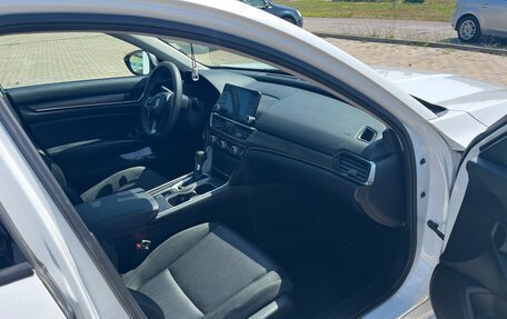 Honda Accord IX рестайлинг, 2019 год, 2 250 000 рублей, 12 фотография