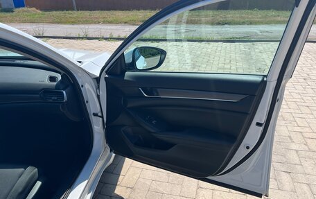 Honda Accord IX рестайлинг, 2019 год, 2 250 000 рублей, 13 фотография