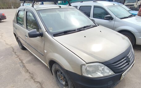 Renault Logan I, 2013 год, 185 000 рублей, 3 фотография