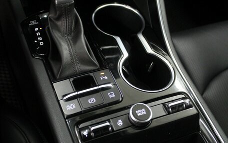 KIA K5, 2021 год, 2 250 000 рублей, 13 фотография