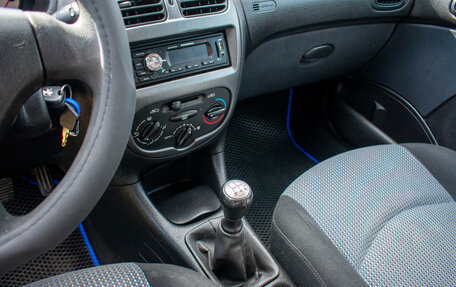 Peugeot 206, 2004 год, 100 000 рублей, 24 фотография