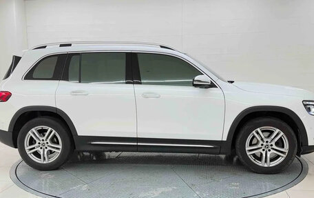 Mercedes-Benz GLB, 2022 год, 2 540 000 рублей, 4 фотография