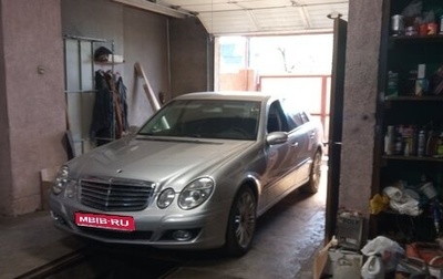 Mercedes-Benz E-Класс, 2004 год, 680 000 рублей, 1 фотография
