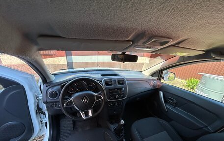 Renault Logan II, 2019 год, 850 000 рублей, 5 фотография