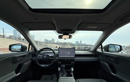 Toyota RAV4, 2026 год, 4 350 000 рублей, 29 фотография