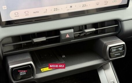 Toyota RAV4, 2026 год, 4 350 000 рублей, 31 фотография