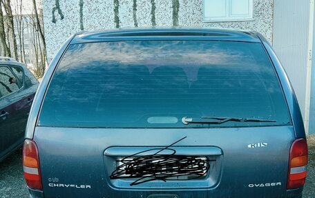 Chrysler Voyager III, 1995 год, 300 000 рублей, 13 фотография