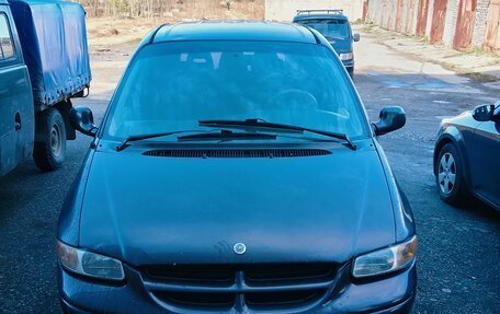 Chrysler Voyager III, 1995 год, 300 000 рублей, 9 фотография