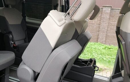 Volkswagen Multivan, 2022 год, 5 098 883 рублей, 16 фотография
