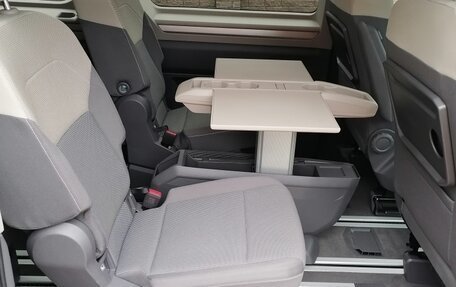 Volkswagen Multivan, 2022 год, 5 098 883 рублей, 12 фотография