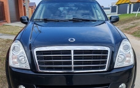 SsangYong Rexton III, 2010 год, 1 000 000 рублей, 2 фотография