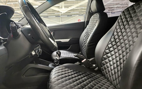 KIA Rio III рестайлинг, 2013 год, 750 000 рублей, 20 фотография