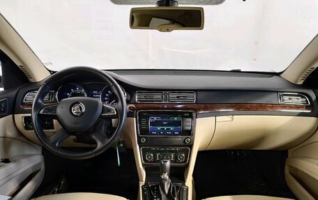 Skoda Superb III рестайлинг, 2014 год, 1 939 000 рублей, 8 фотография