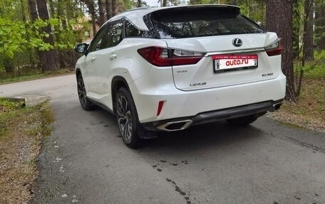 Lexus RX IV рестайлинг, 2019 год, 4 300 000 рублей, 4 фотография