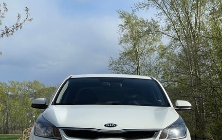 KIA Rio IV, 2019 год, 1 600 000 рублей, 2 фотография