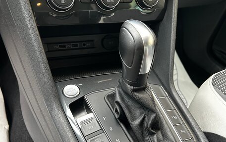 Volkswagen Tiguan II, 2020 год, 2 550 000 рублей, 20 фотография
