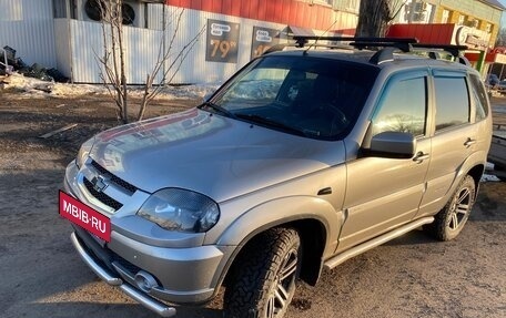 Chevrolet Niva I рестайлинг, 2016 год, 670 000 рублей, 3 фотография