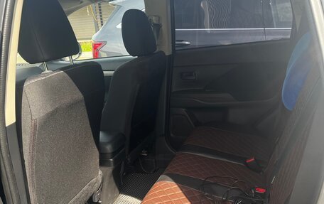 Mitsubishi Outlander III рестайлинг 3, 2013 год, 820 000 рублей, 8 фотография