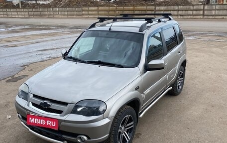 Chevrolet Niva I рестайлинг, 2016 год, 670 000 рублей, 6 фотография