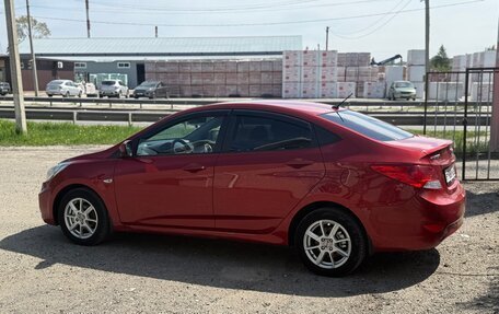Hyundai Solaris II рестайлинг, 2012 год, 650 000 рублей, 4 фотография