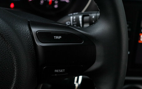 KIA Rio IV, 2022 год, 2 260 000 рублей, 18 фотография
