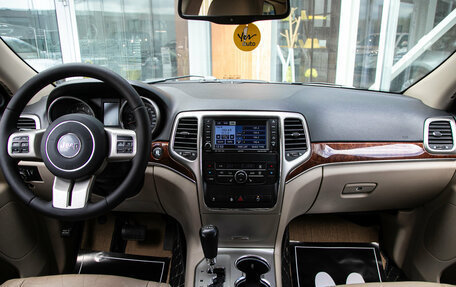 Jeep Grand Cherokee, 2011 год, 1 635 000 рублей, 19 фотография