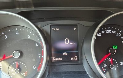 Volkswagen Tiguan II, 2019 год, 2 200 000 рублей, 1 фотография