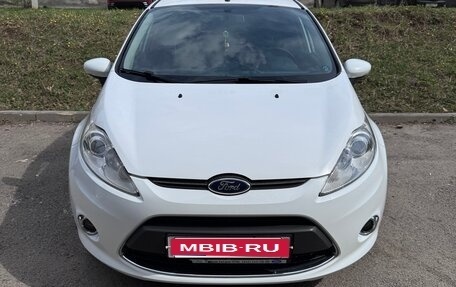 Ford Fiesta, 2011 год, 800 000 рублей, 1 фотография