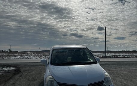 Nissan Tiida, 2005 год, 650 000 рублей, 3 фотография