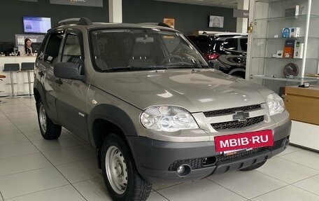 Chevrolet Niva I рестайлинг, 2014 год, 495 000 рублей, 4 фотография
