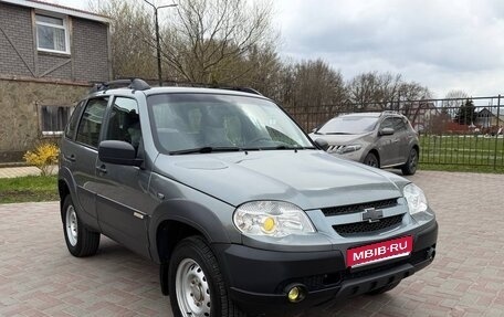 Chevrolet Niva I рестайлинг, 2017 год, 799 000 рублей, 1 фотография